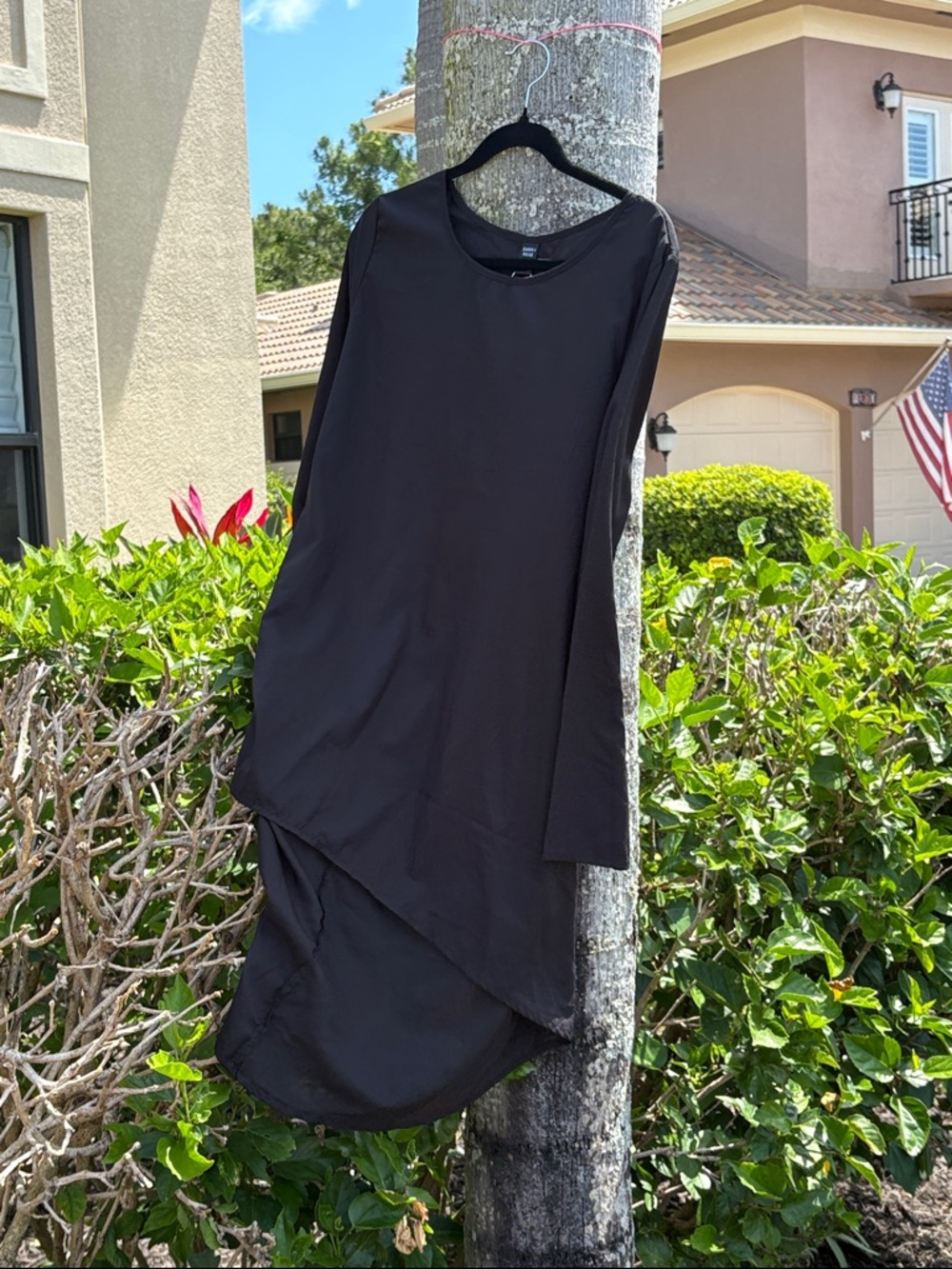 Emery Rose Black Asymmetric Long-Sleeve Blouse - Modern Draped Silhouette